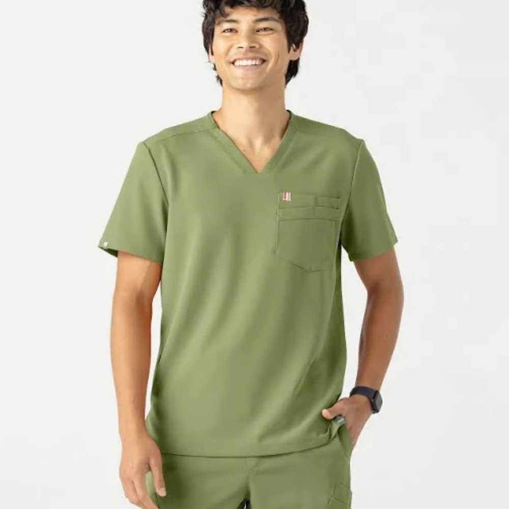 NWT Mediclo Men's FYSEL® Crevan‎ ‎ Essential Scrub Top in Avocado Size XL